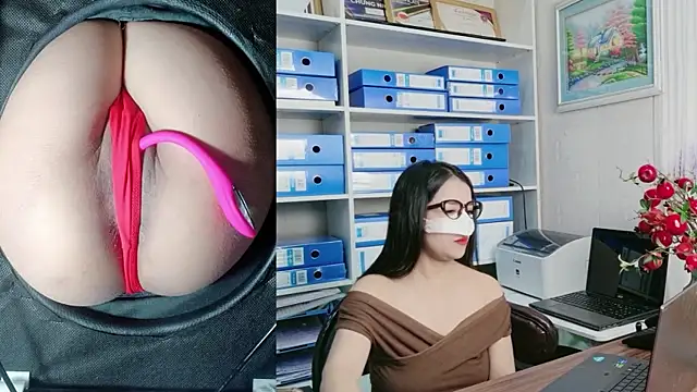 Julie-Rosee online show from 07.27.26
