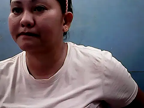 Snapshot of Irisshinn chatting on 07.15.26 Irisshinn online show from 07.15.26