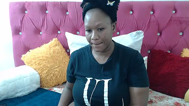 PEACHESX25x online show from 07.26.26