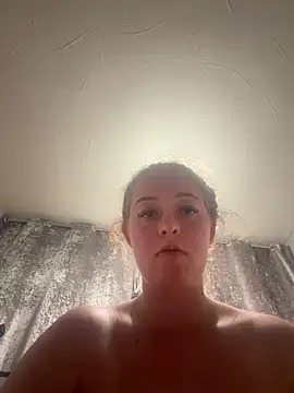 Snapshot of Miss_brunettexx chatting on 05.23.26 Miss brunettexx online show from 05.23.26