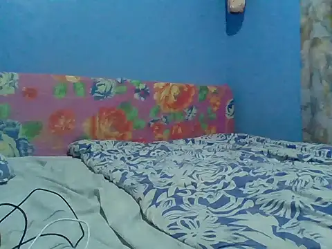 hot-zeena online show from 06.23.26