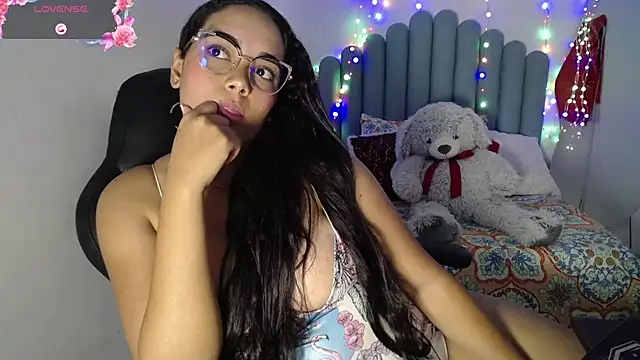farah samira online show from 07.28.26