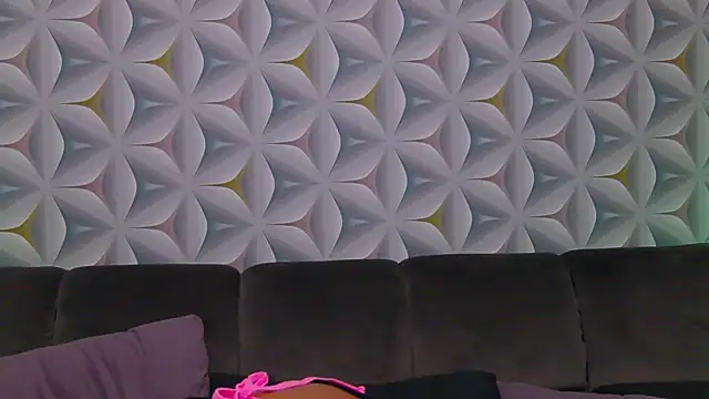 Snapshot of Mina_Babe chatting on 04.02.26 Mina Babe online show from 04.02.26