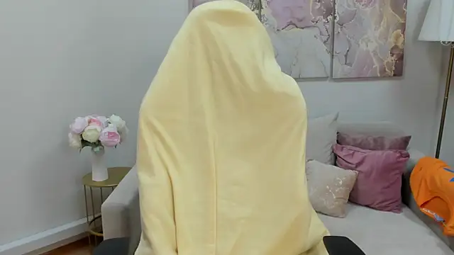 RoxyReignn online show from 07.25.26