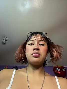 Leyla collinss  online show from 07.25.26