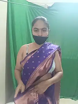 Snapshot of sakshi_moni chatting on 07.07.26 sakshi moni online show from 07.07.26