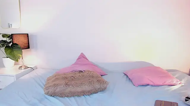 Arianmoon  online show from 06.13.26