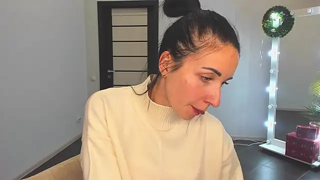 BouncySweety online show from 12.03.24