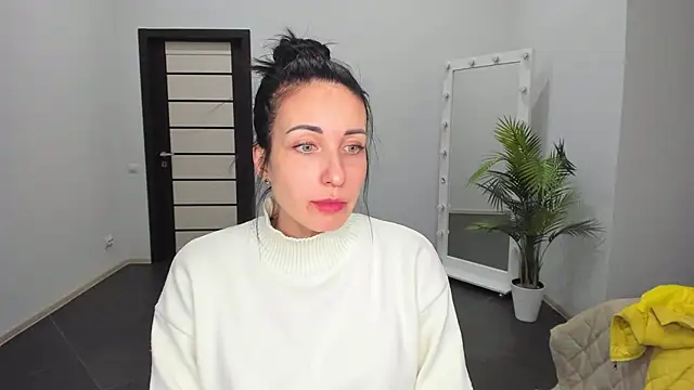 BouncySweety online show from 03.17.25