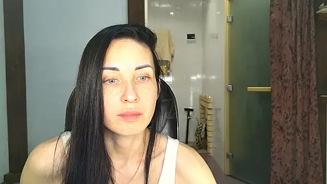 BouncySweety online show from 12.04.25