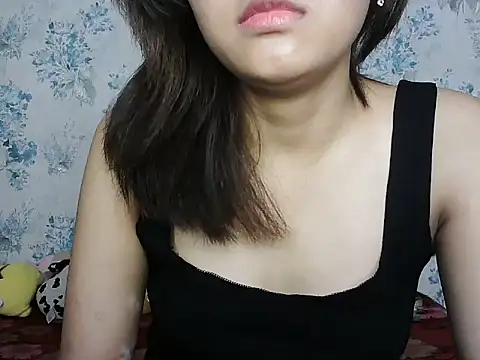 Snapshot of latina_nikita chatting on 06.12.26 latina nikita online show from 06.12.26