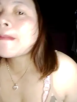 Snapshot of Qie_qir chatting on 06.09.26 Qie qir online show from 06.09.26