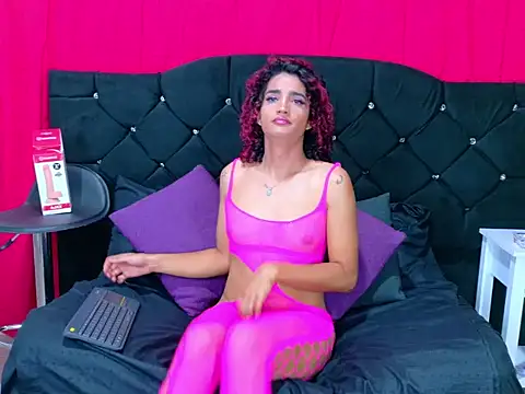 aura sterling online show from 06.12.26
