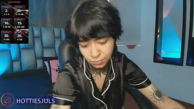 hottiesjuls online show from 07.15.26