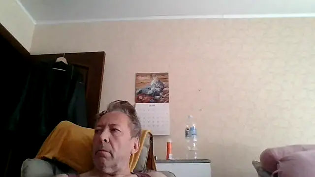 Snapshot of swety987 chatting on 05.28.26 swety987 online show from 05.28.26