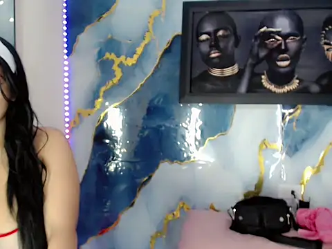 Yasmine Tapias online show from 06.08.26