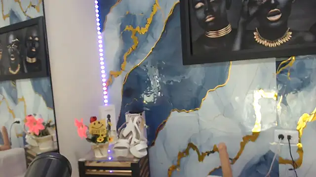 Yasmine Tapias online show from 07.24.26