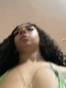 Snapshot of Sereia_camgirl chatting on 06.29.26 Sereia camgirl online show from 06.29.26