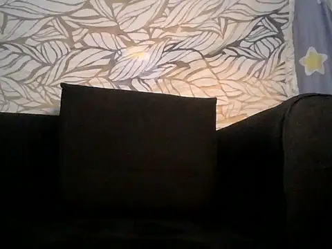 Snapshot of Thia_bunny chatting on 06.25.26 Thia bunny online show from 06.25.26