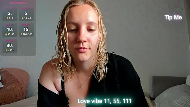 Ann first kiss online show from 07.30.26