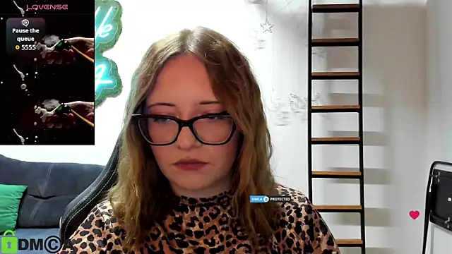 JuliNy x online show from 06.06.26