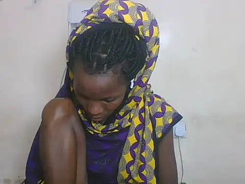 Snapshot of Sweet_Pinkpussy chatting on 06.18.26 Sweet Pinkpussy online show from 06.18.26