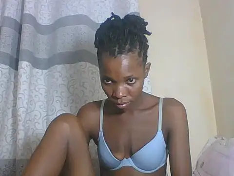Snapshot of Sweet_Pinkpussy chatting on 07.04.26 Sweet Pinkpussy online show from 07.04.26