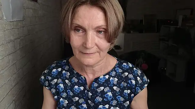 Snapshot of Mabel_Magic chatting on 06.05.26 Mabel Magic online show from 06.05.26