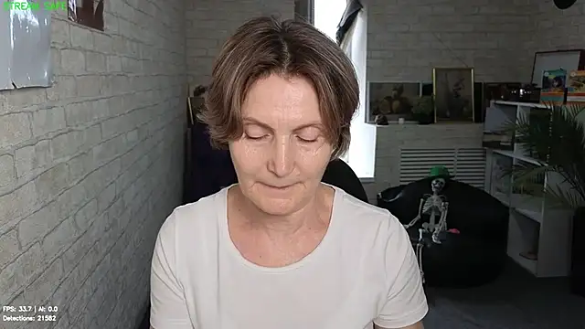 Snapshot of Mabel_Magic chatting on 07.18.26 Mabel Magic online show from 07.18.26