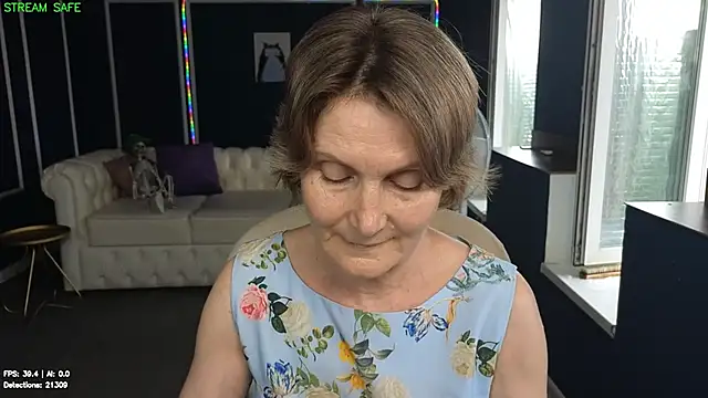Snapshot of Mabel_Magic chatting on 07.24.26 Mabel Magic online show from 07.24.26