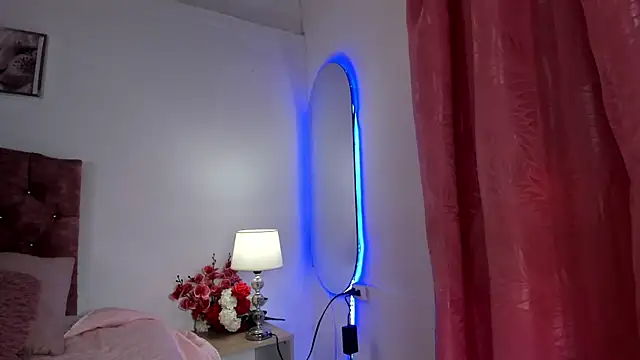 Mia Nova5 online show from 06.21.26