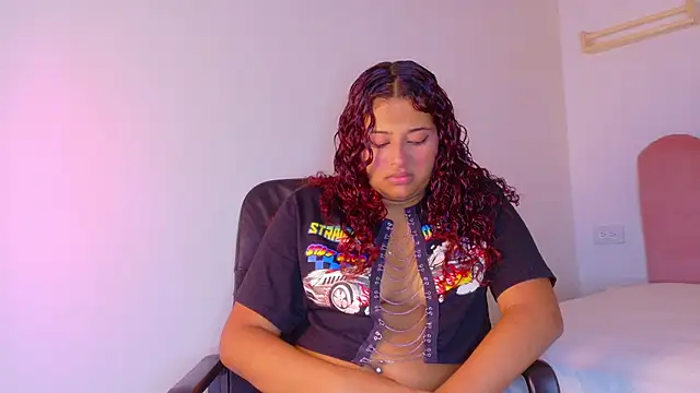 AmeliaLaurent  online show from 06.22.26