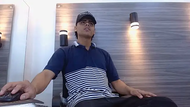 LeleHott01 online show from 07.27.26