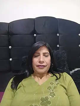 Snapshot of Samantha01_Rosse01 chatting on 05.25.26 Samantha01 Rosse01 online show from 05.25.26