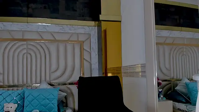 Shalom Banks online show from 06.05.26
