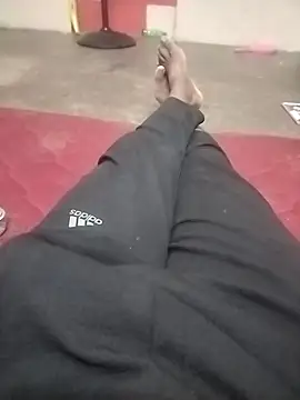 Snapshot of bossmagi chatting on 10.10.25 bossmagi online show from 10.10.25