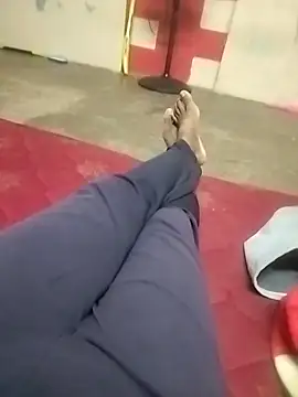 Snapshot of bossmagi chatting on 10.11.25 bossmagi online show from 10.11.25