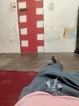 Snapshot of bossmagi chatting on 11.11.25 bossmagi online show from 11.11.25