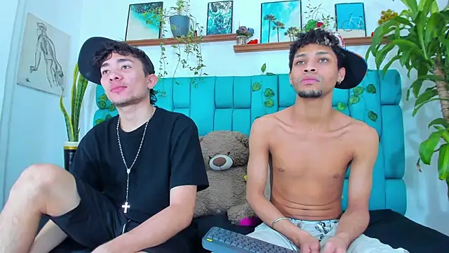 STRANGER BOYS online show from 07.23.26