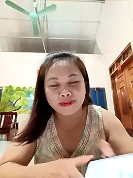 Snapshot of -Piieo11- chatting on 05.27.26 -Piieo11- online show from 05.27.26