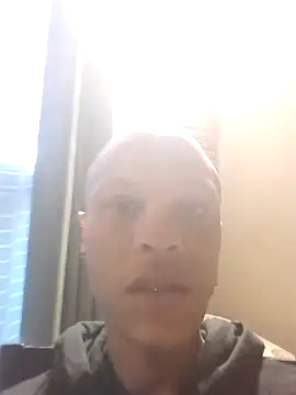Snapshot of CloeGordonCartel chatting on 06.20.26 CloeGordonCartel online show from 06.20.26