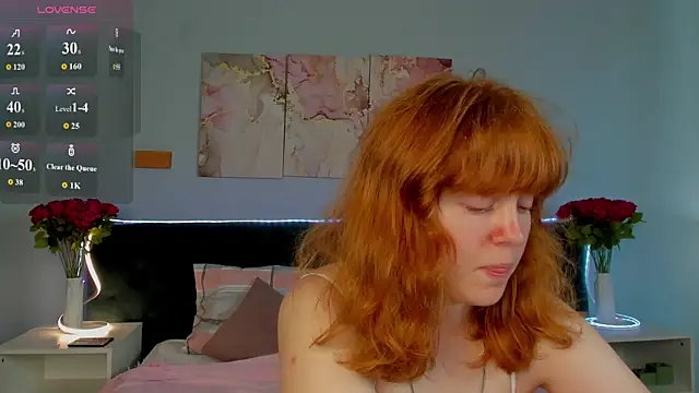 ReneeFoxy  online show from 06.30.26