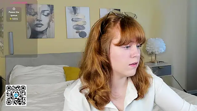 ReneeFoxy  online show from 07.18.26