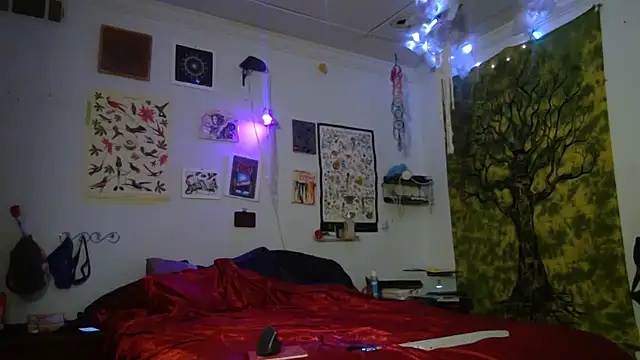 Neon Muse online show from 06.10.26
