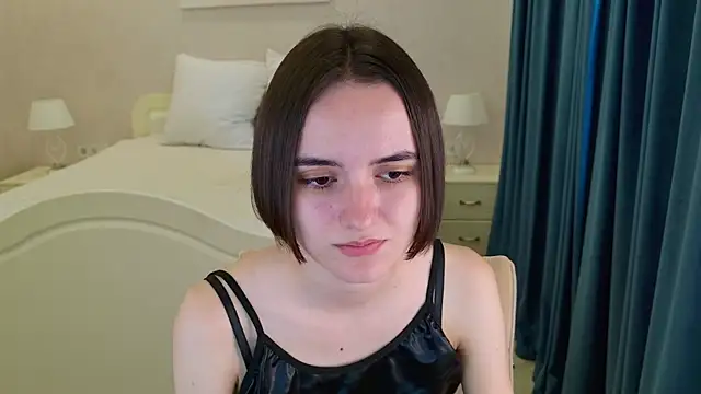 Daisy Heart online show from 07.04.26