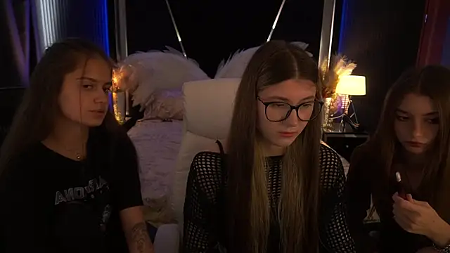 Dark Brii online show from 07.15.26