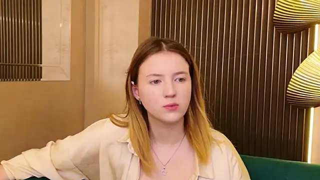 Snapshot of Laura_Stellar chatting on 07.25.26 Laura Stellar online show from 07.25.26