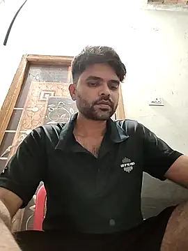 Snapshot of saddyboyforU chatting on 05.30.26 saddyboyforU online show from 05.30.26