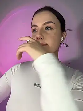QueenL0la online show from 05.30.26