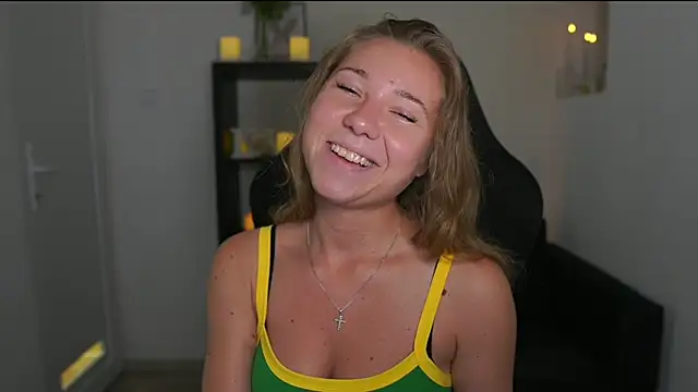 VivienVance online show from 07.04.26